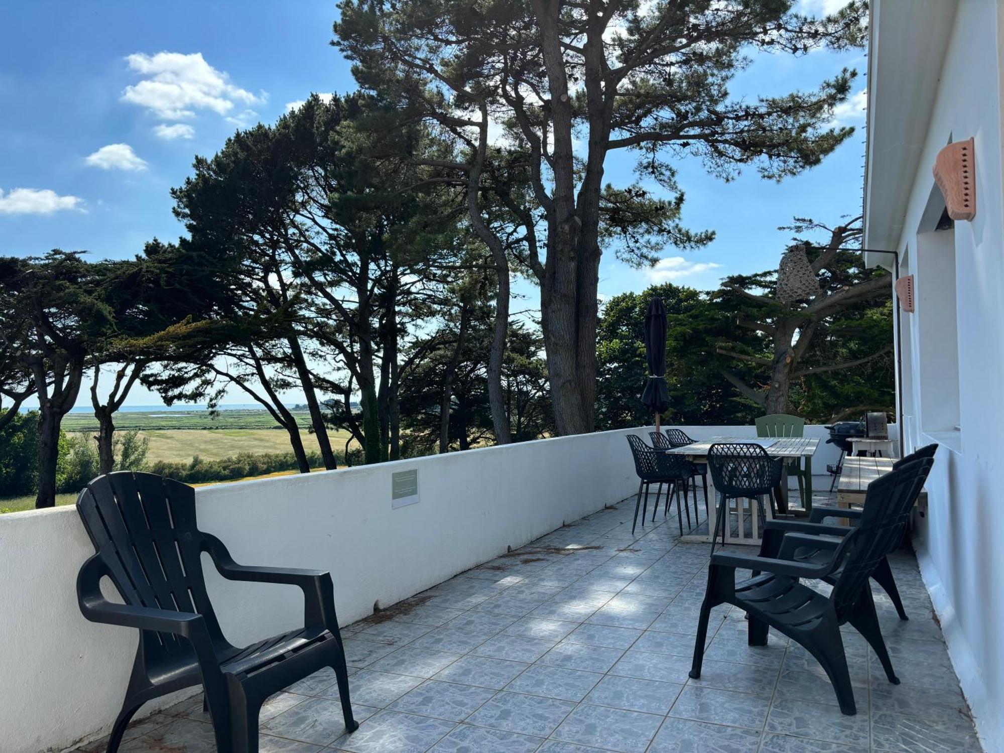 Villa Vieilles Vignes Vue Mer Billiers Exterior photo