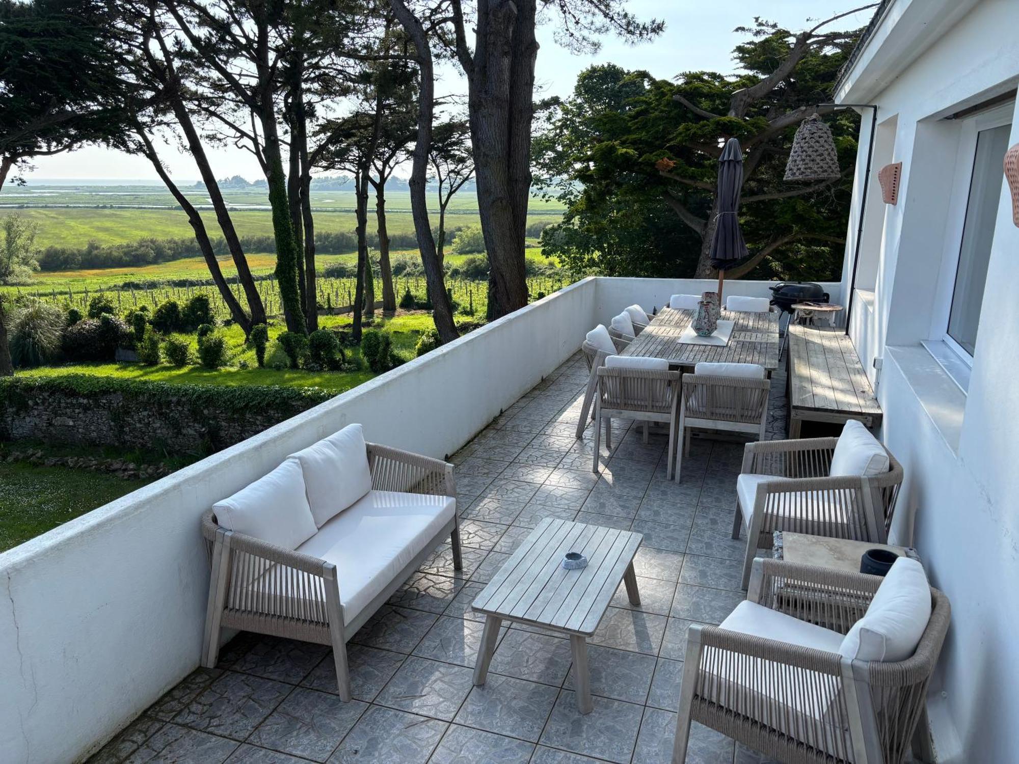 Villa Vieilles Vignes Vue Mer Billiers Exterior photo